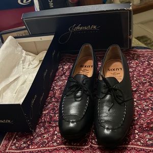 Vintage womens shoe size 10-10.5